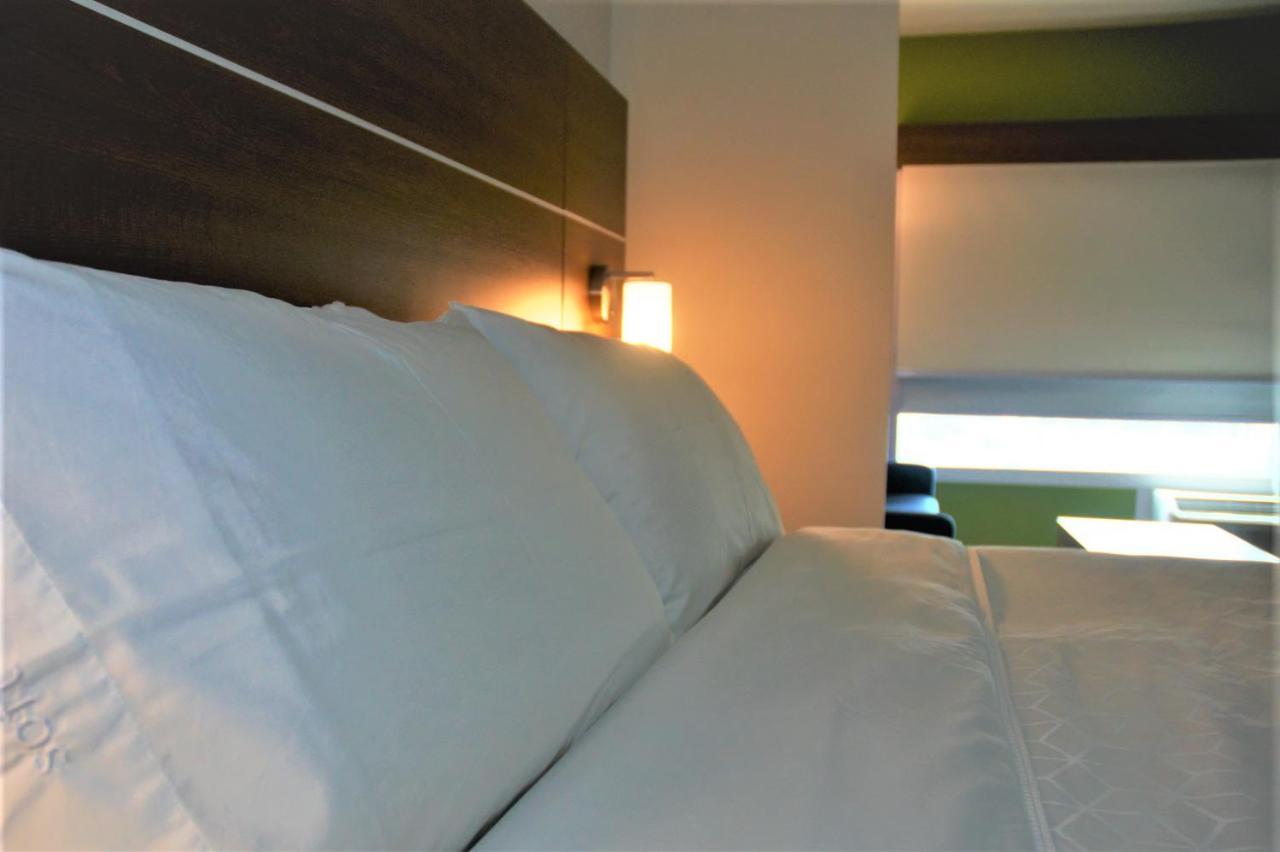 Holiday Inn Express & Suites - Edmonton Sw - Windermere By Ihg Exterior foto